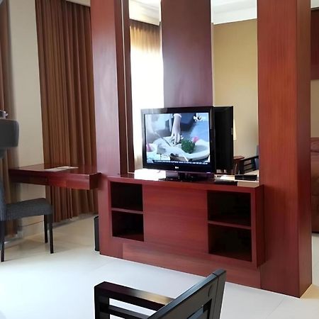 Wonua Monapa Hotel Resort Kendari Exterior photo